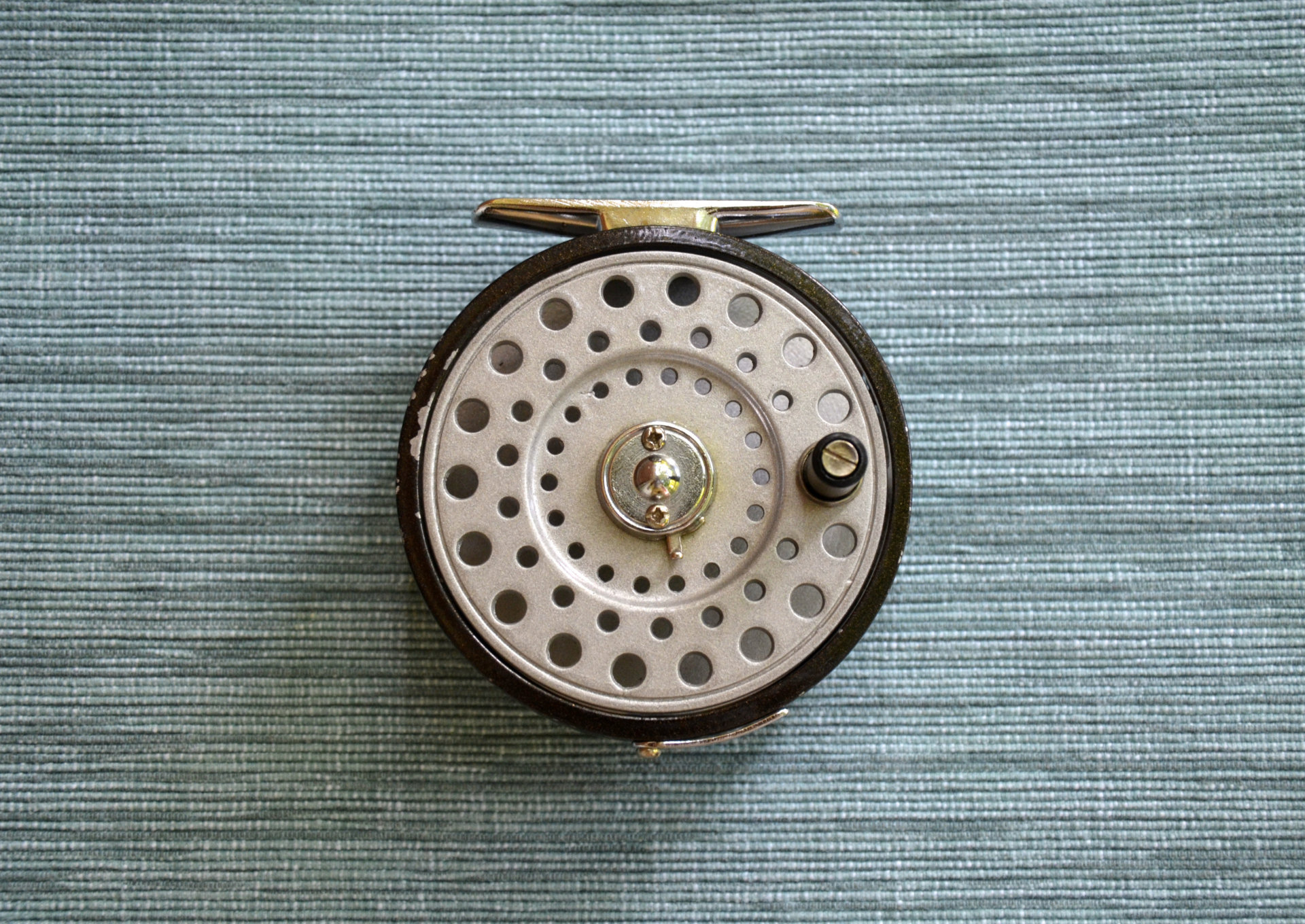 FLY FISHING REEL - vintage - Olympic Model 420 