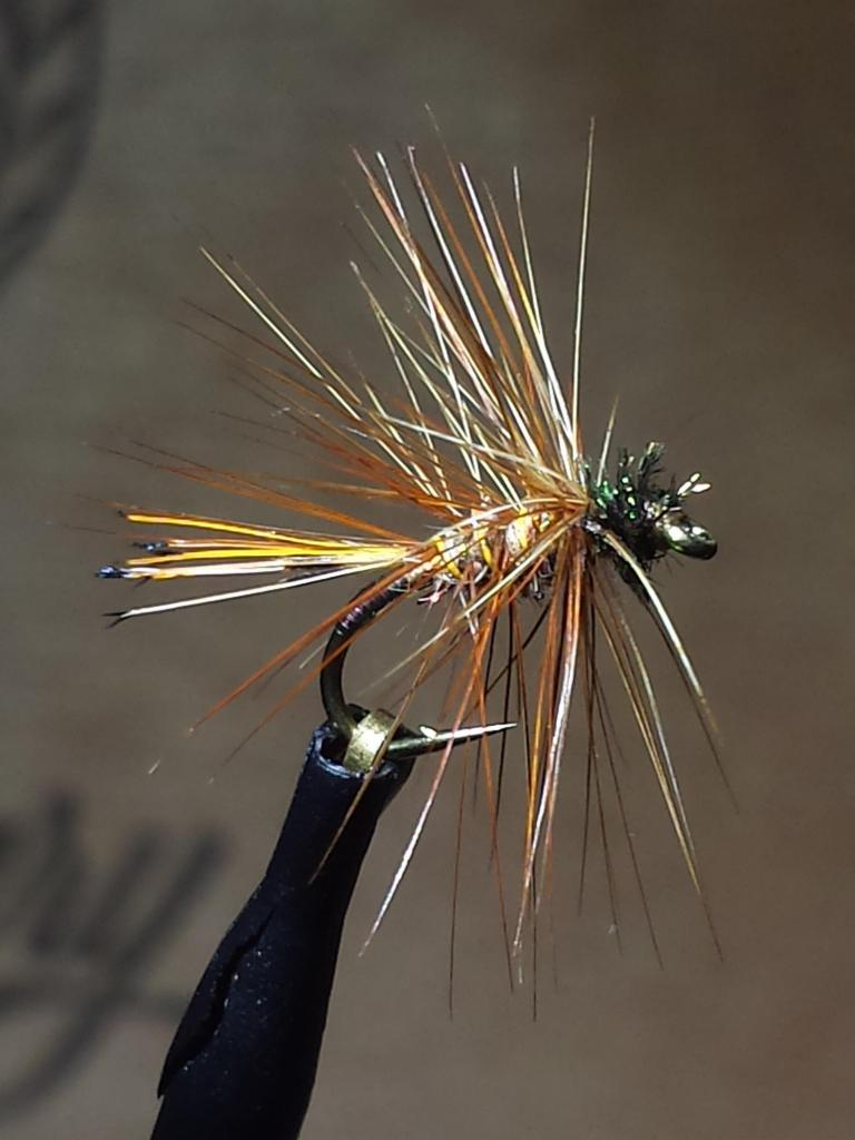H.R. memo a variant of the cow dung fly | The Tying Bench | Fiberglass ...