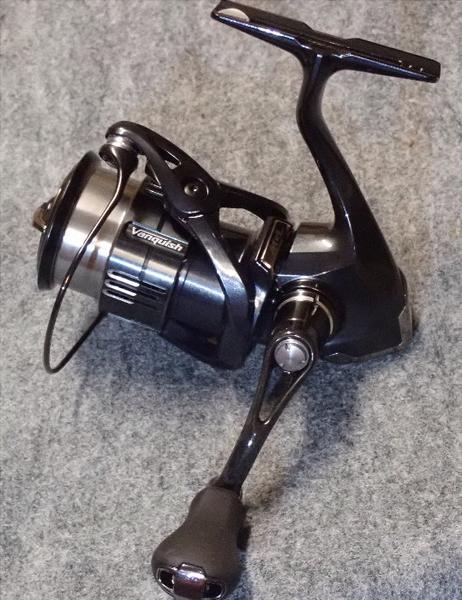 SHIMANO VANQUISH FB REEL C3000 - Reels